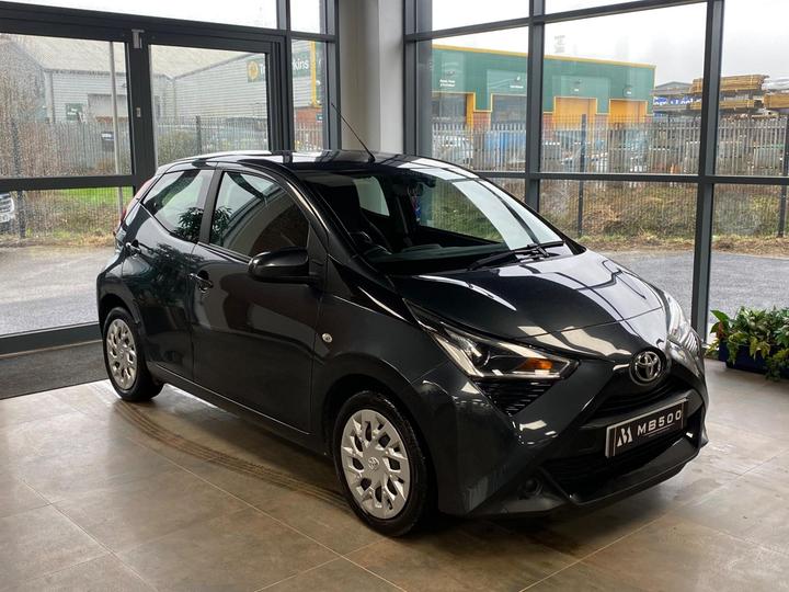 Toyota AYGO 1.0 VVT-i X-play Euro 6 5dr