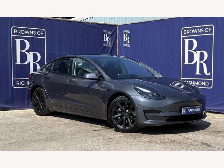 Tesla Model 3 Auto RWD 4dr
