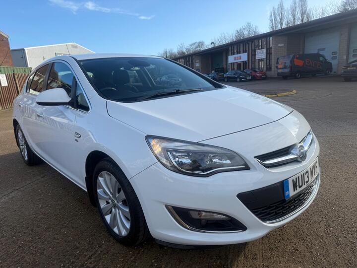Vauxhall Astra 1.6 16v Elite Auto Euro 5 5dr