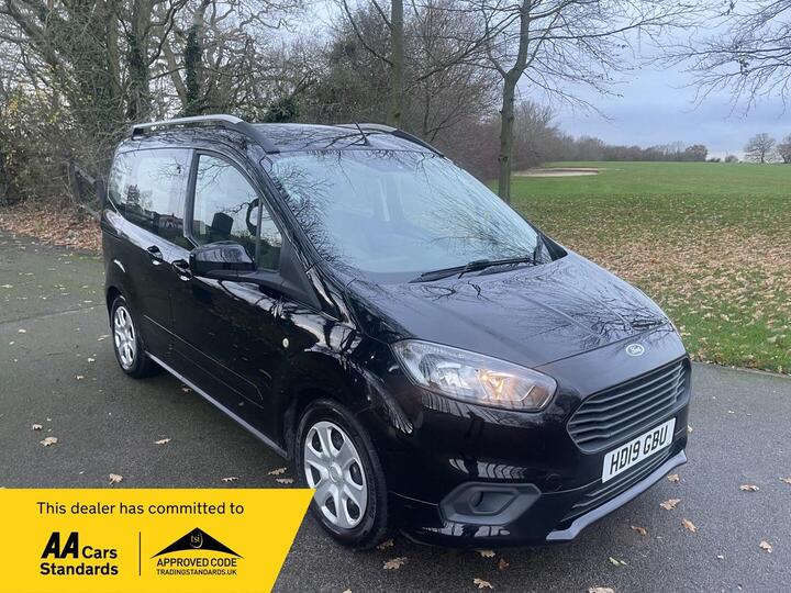 Ford Tourneo Courier 1.0 EcoBoost Zetec Euro 6 5dr Ford Tourneo Courier 1.0 EcoBoost Zetec Euro 6 5dr