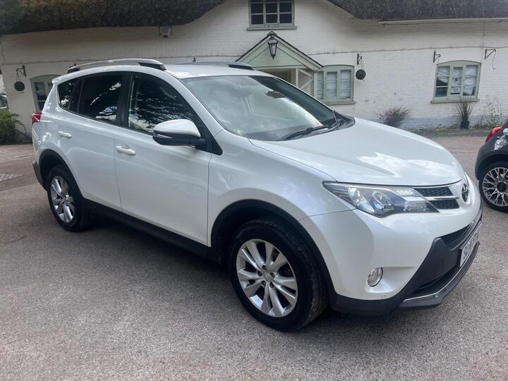 Toyota RAV4 2.0 D-4D Invincible 2WD Euro 5 (s/s) 5dr