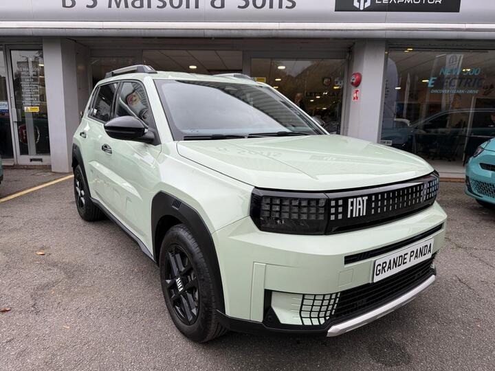 Fiat Grande Panda 1.2 MHEV Pop E-DCT Euro 6 (s/s) 5dr