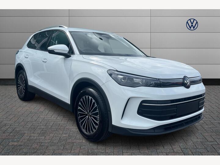 Volkswagen Tiguan 1.5 ETSI MHEV Match DSG Euro 6 (s/s) 5dr