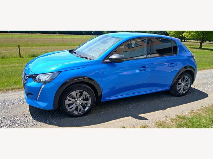 Peugeot E-208 50kWh Allure Premium + Auto 5dr (7.4kW Charger)