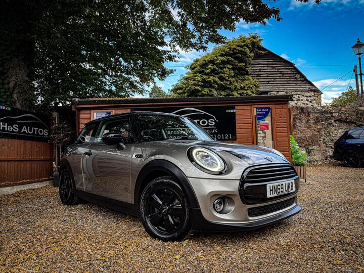 MINI Hatch 1.5 Cooper Classic Steptronic Euro 6 (s/s) 3dr