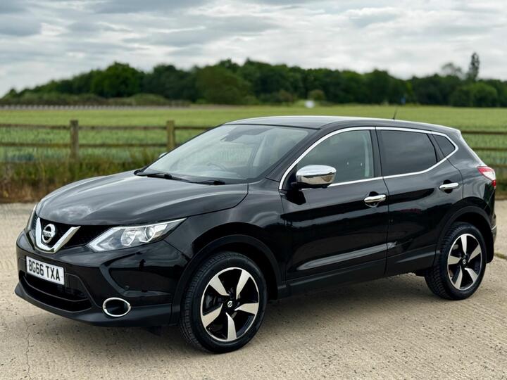 Nissan Qashqai 1.2 DIG-T N-Connecta XTRON 2WD Euro 6 (s/s) 5dr