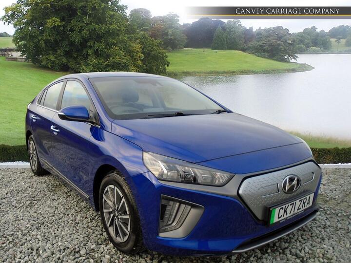 Hyundai IONIQ 38.3kWh Premium Auto 5dr Hyundai IONIQ 38.3kWh Premium Auto 5dr