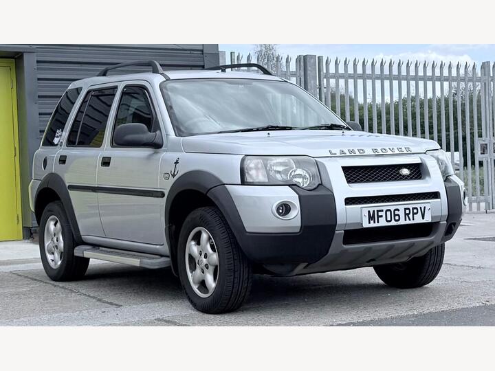 Land Rover Freelander 2.0 TD4 Adventurer Station Wagon 5dr