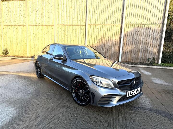 Mercedes-Benz C Class 2.0 C220d AMG Line (Premium) G-Tronic+ Euro 6 (s/s) 4dr Mercedes-Benz C Class 2.0 C220d AMG Line (Premium) G-Tronic+ Euro 6 (s/s) 4dr