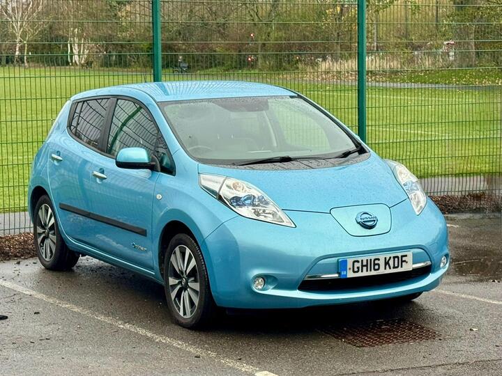 Nissan Leaf 30kWh Tekna Auto 5dr Nissan Leaf 30kWh Tekna Auto 5dr
