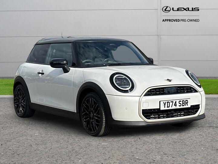 MINI Cooper 1.5C Exclusive Steptronic Euro 6 (s/s) 3dr