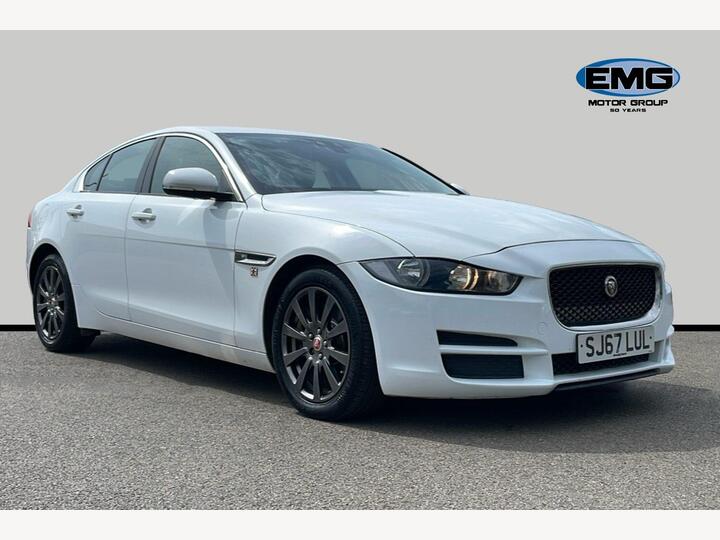 Jaguar XE 2.0i SE Auto Euro 6 (s/s) 4dr