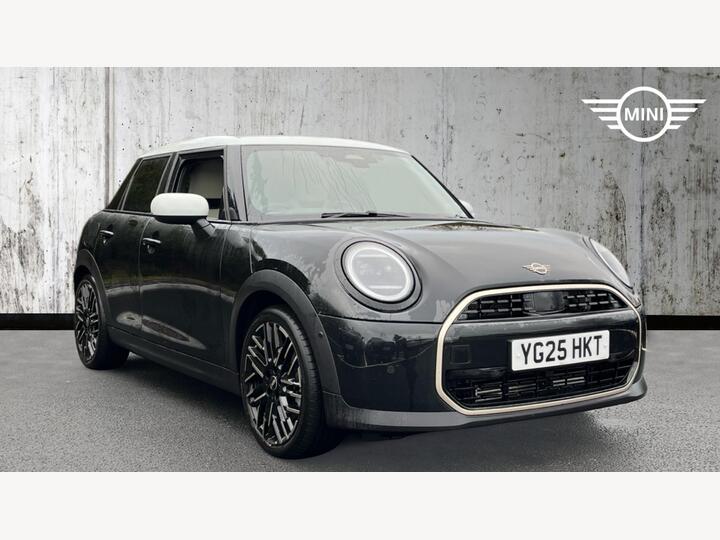 MINI Hatch 1.5C Exclusive Steptronic Euro 6 (s/s) 5dr