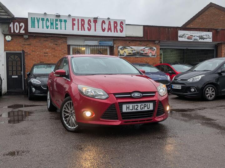 Ford Focus 1.0T EcoBoost Zetec Euro 5 (s/s) 5dr