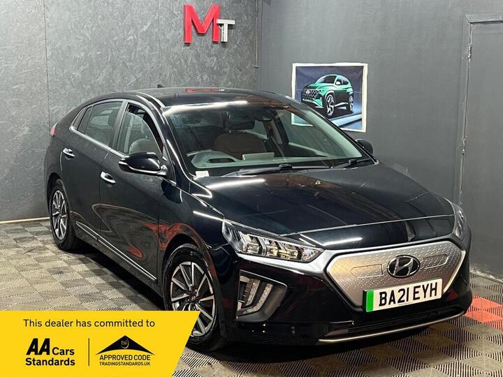 Hyundai IONIQ 38.3kWh Premium Auto 5dr Hyundai IONIQ 38.3kWh Premium Auto 5dr