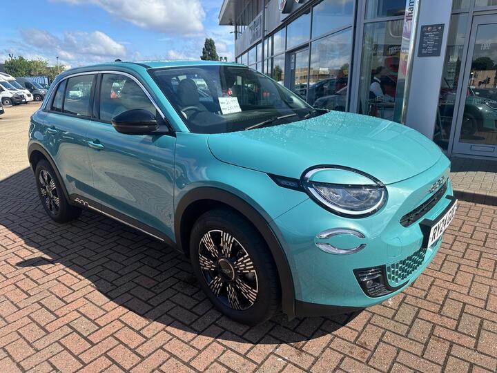 Fiat 600 1.2 MHEV E-DCT Euro 6 (s/s) 5dr