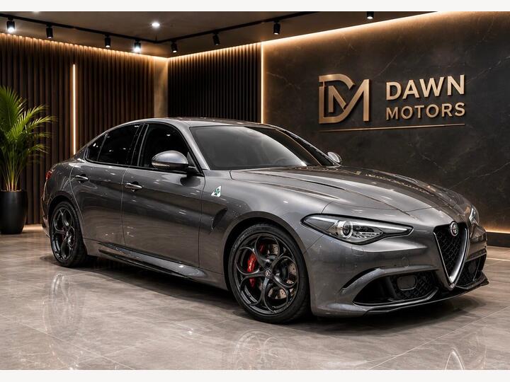 Alfa Romeo Giulia 2.9 V6 Bi-Turbo Quadrifoglio Auto Euro 6 (s/s) 4dr
