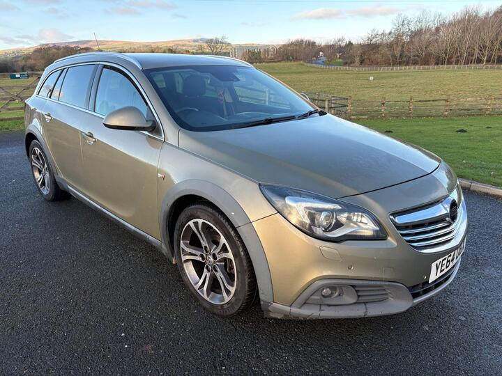 Vauxhall Insignia 2.0 CDTi EcoFLEX Country Tourer Euro 5 (s/s) 5dr