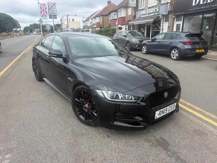 Jaguar XE 2.0d R-Sport Auto Euro 6 (s/s) 4dr