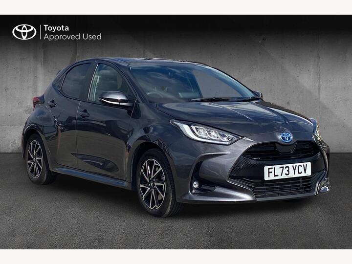 Toyota Yaris 1.5 VVT-h Design E-CVT Euro 6 (s/s) 5dr