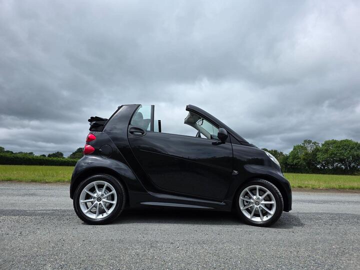 Smart Fortwo 1.0 MHD Passion Cabriolet SoftTouch Euro 5 (s/s) 2dr
