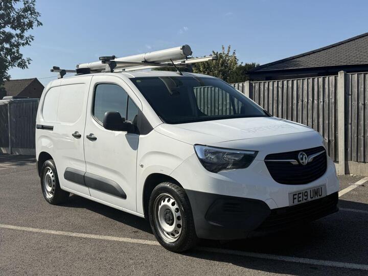 Vauxhall COMBO 1.6 Turbo D 2300 Edition Panel Van 4dr Diesel Manual L1 H1 Euro 6 (s/s) (100 Ps) ONE OWNER L1 H1, FSH