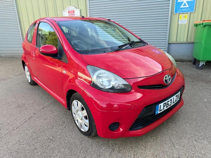 Toyota AYGO 1.0 VVT-i Move Euro 5 3dr