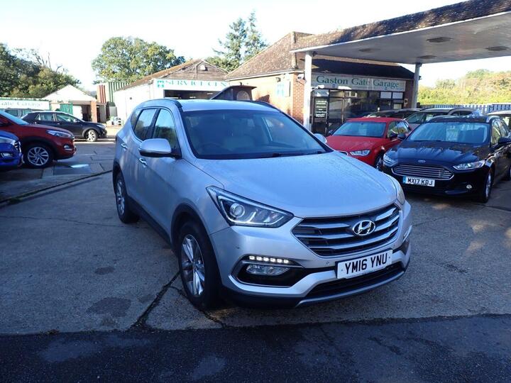 Hyundai SANTA FE 2.2 CRDi Blue Drive Premium Auto 4WD Euro 6 (s/s) 5dr