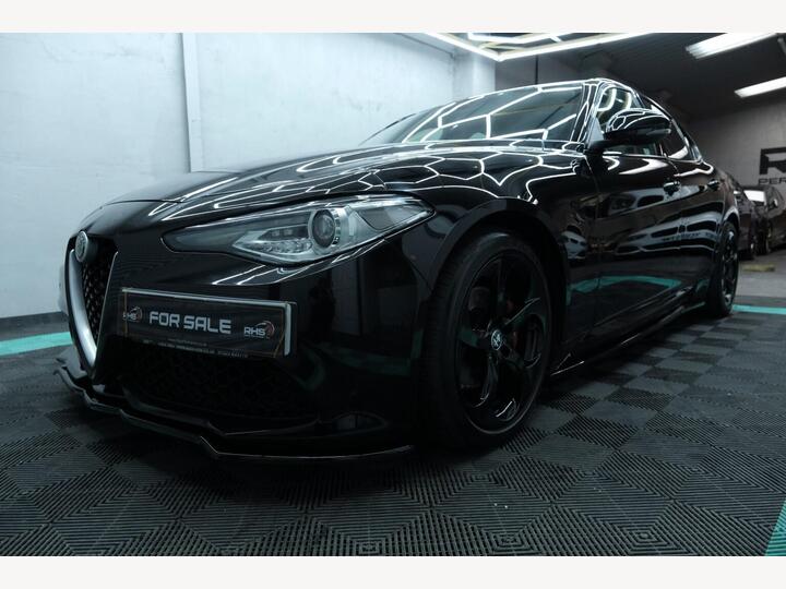 Alfa Romeo GIULIA 2.2 TD Speciale Auto Euro 6 (s/s) 4dr