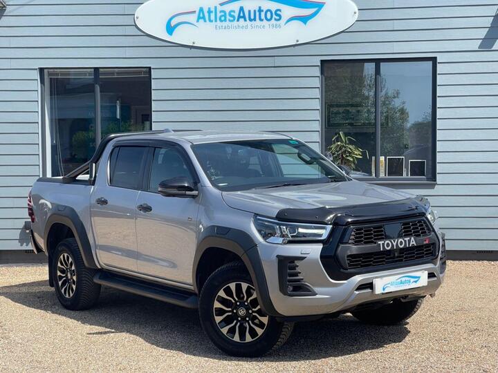 Toyota HI-LUX 2.8 D-4D GR SPORT Auto 4WD Euro 6 (s/s) 4dr