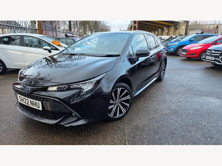 Toyota Corolla 2.0 VVT-h Design Touring Sports CVT Euro 6 (s/s) 5dr