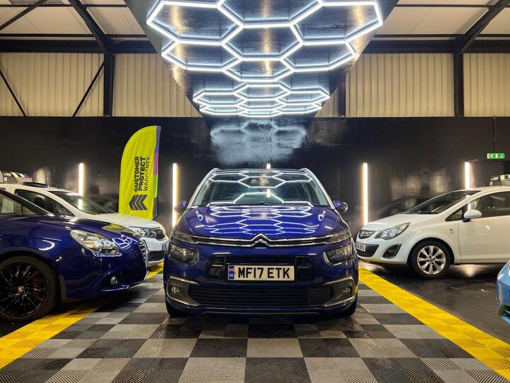 Citroen Grand C4 Picasso 1.6 BlueHDi Flair Euro 6 (s/s) 5dr Citroen Grand C4 Picasso 1.6 BlueHDi Flair Euro 6 (s/s) 5dr