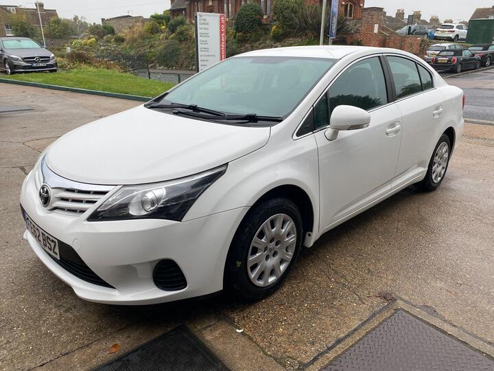 Toyota Avensis 1.8 V-Matic T2 Multidrive S Euro 5 4dr Toyota Avensis 1.8 V-Matic T2 Multidrive S Euro 5 4dr