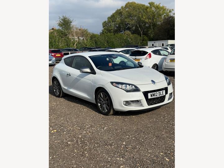 Renault Megane 1.6 DCi GT Line TomTom Euro 5 (s/s) 3dr Renault Megane 1.6 DCi GT Line TomTom Euro 5 (s/s) 3dr