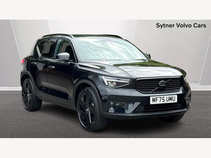 Volvo XC40 2.0 B3 MHEV Plus Black Edition DCT Auto Euro 6 (s/s) 5dr