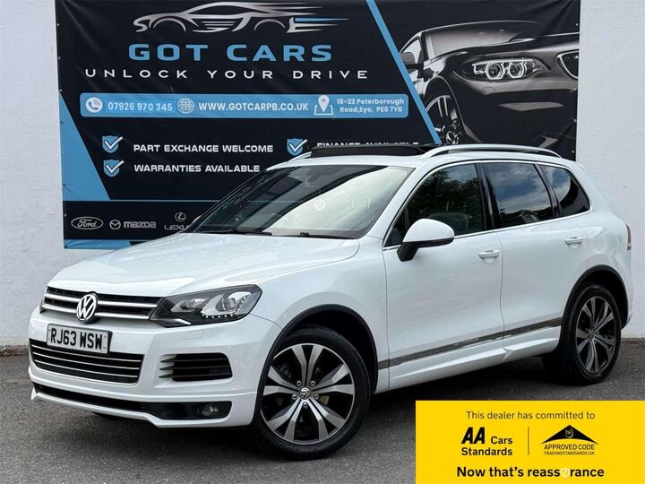 Volkswagen Touareg 3.0 TDI V6 BlueMotion Tech R-Line Tiptronic 4WD Euro 5 (s/s) 5dr