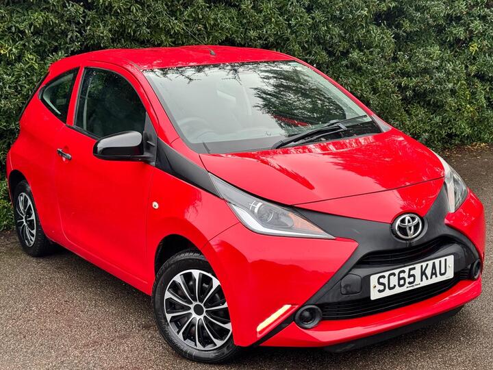 Toyota AYGO 1.0 VVT-i X Euro 5 3dr Euro 5