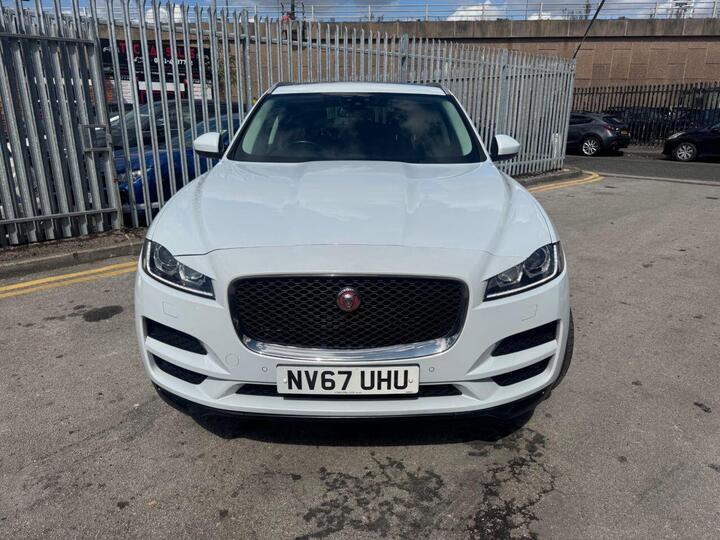 Jaguar F-PACE 2.0 D240 Portfolio Auto AWD Euro 6 (s/s) 5dr