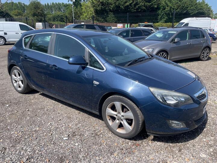 Vauxhall Astra 1.6 16v SRi Euro 5 5dr