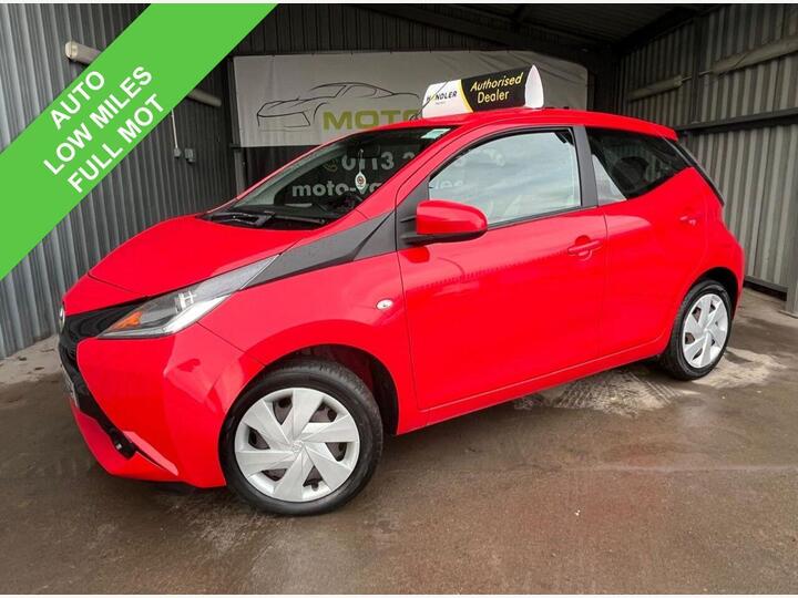 Toyota AYGO 1.0 VVT-i X-play X-shift Euro 6 5dr