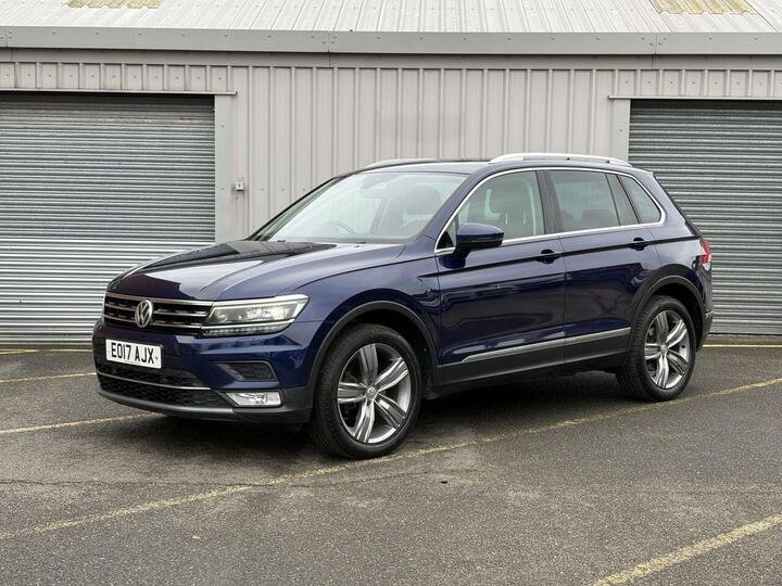 Volkswagen TIGUAN 2.0 TDI BlueMotion Tech SEL 4Motion Euro 6 (s/s) 5dr