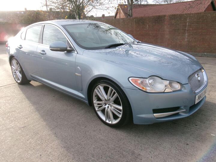 Jaguar XF 3.0d V6 Premium Luxury Auto Euro 5 4dr