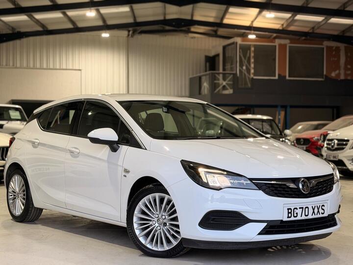 Vauxhall Astra 1.2 Turbo Elite Nav Euro 6 (s/s) 5dr Vauxhall Astra 1.2 Turbo Elite Nav Euro 6 (s/s) 5dr
