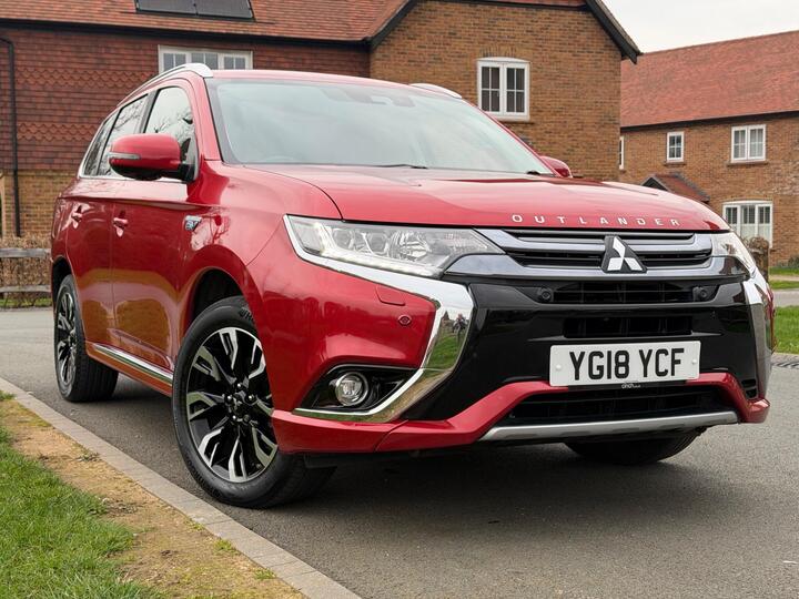 Mitsubishi Outlander 2.0h 12kWh 5hs CVT 4WD Euro 6 (s/s) 5dr Mitsubishi Outlander 2.0h 12kWh 5hs CVT 4WD Euro 6 (s/s) 5dr