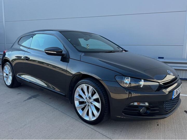 Volkswagen Scirocco 2.0 TSI GT DSG Euro 5 3dr
