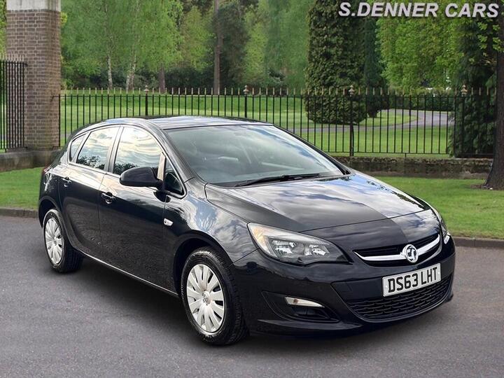 Vauxhall Astra 1.6 16v Exclusiv Euro 5 5dr