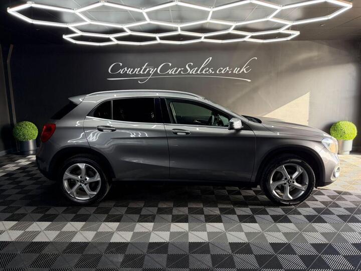 Mercedes-Benz GLA 1.6 GLA200 Sport (Executive) Euro 6 (s/s) 5dr