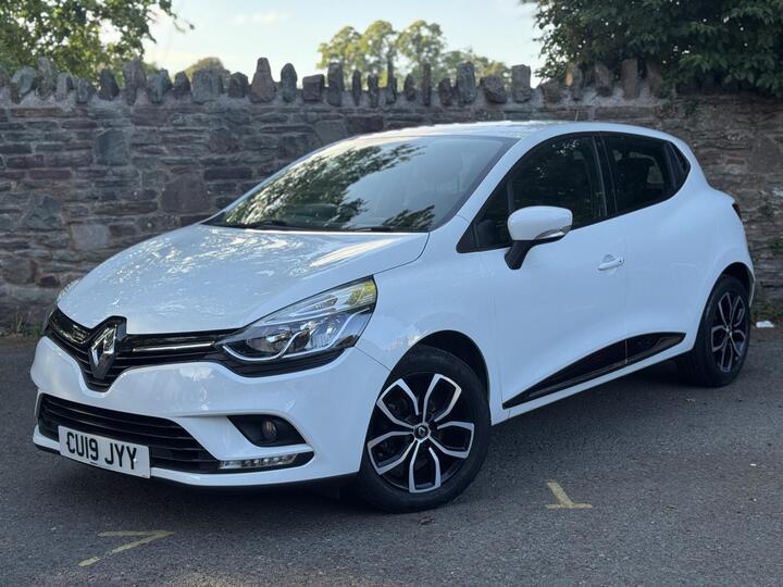 Renault Clio 0.9 TCe Play Euro 6 (s/s) 5dr