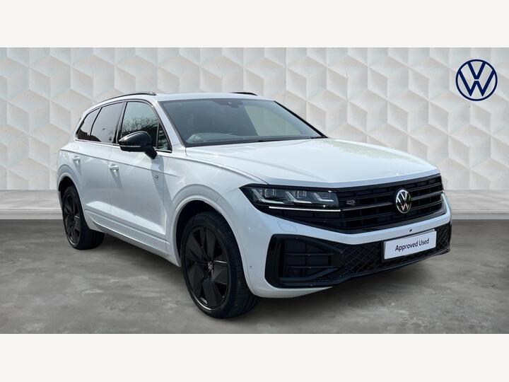 Volkswagen Touareg 3.0 TDI V6 Black Edition Tiptronic 4Motion Euro 6 (s/s) 5dr