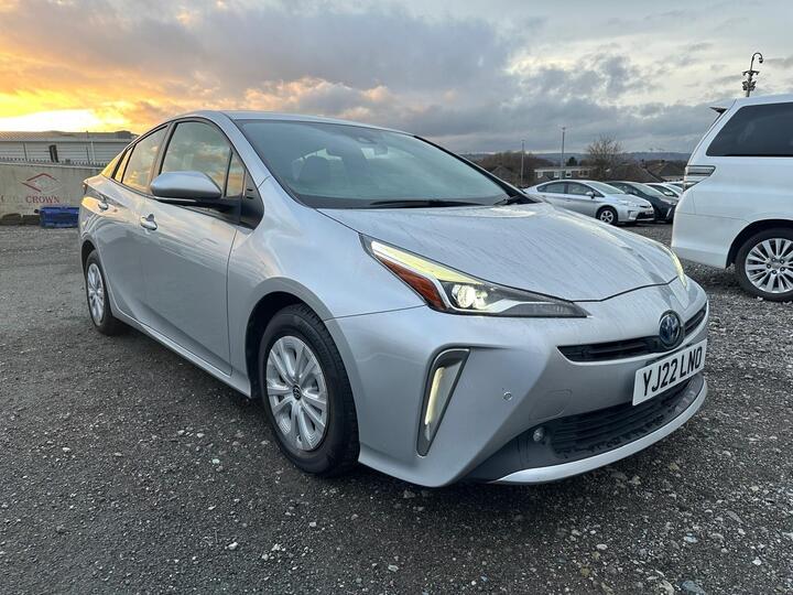 Toyota Prius 1.8 VVT-h Business Edition CVT Euro 6 Toyota Prius 1.8 VVT-h Business Edition CVT Euro 6